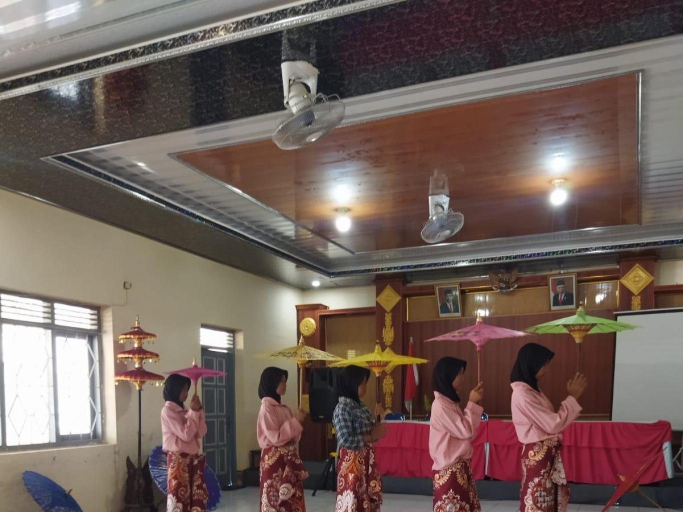Tari Payung