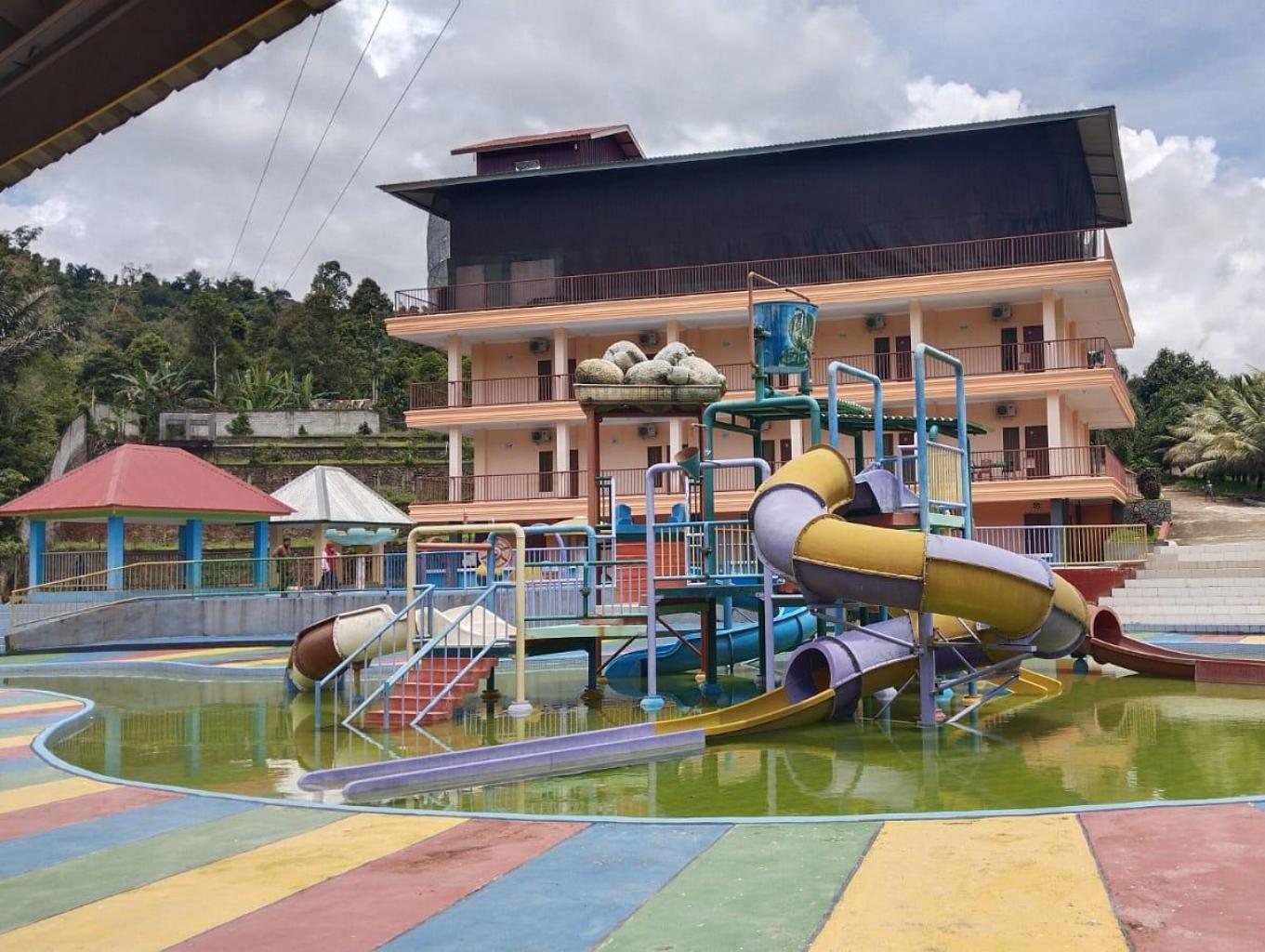 Waterpark Buntu Pasik