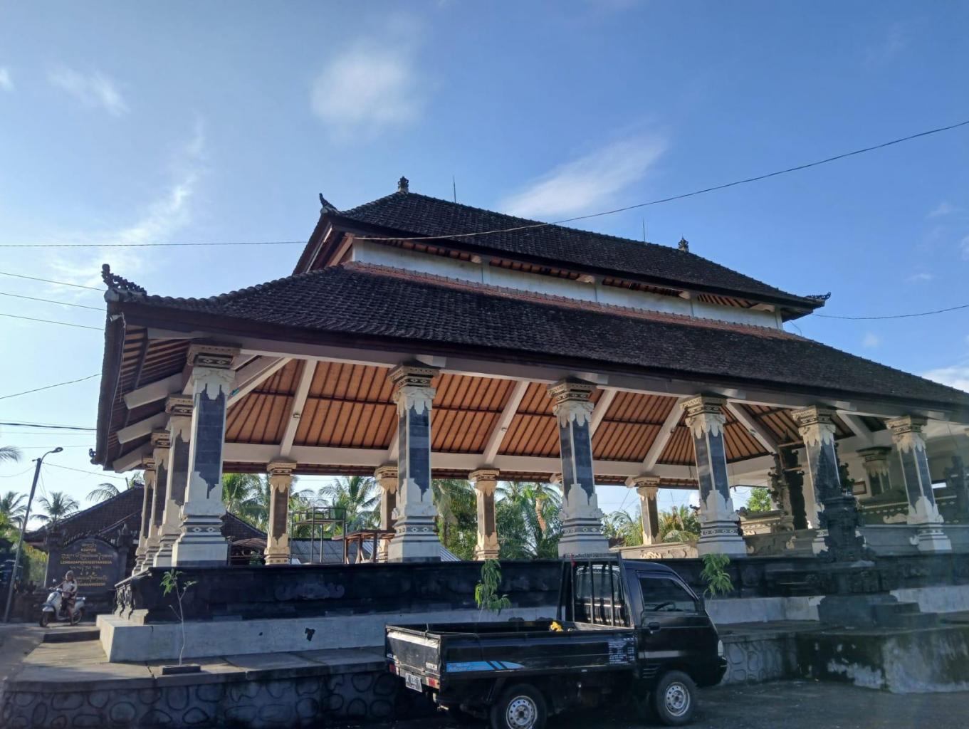 Pentas kesenian Bali 