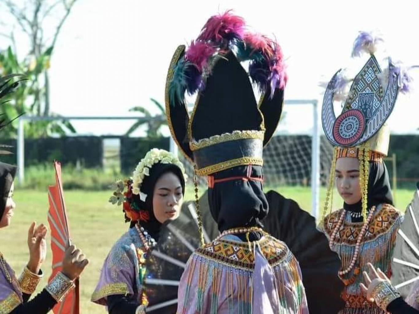 Tarian tradisional