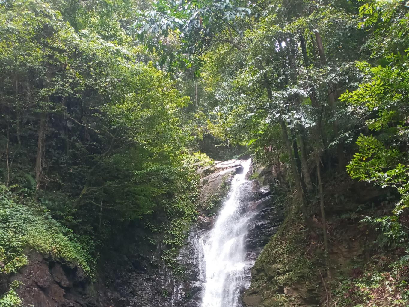 wisata air terjun sohar