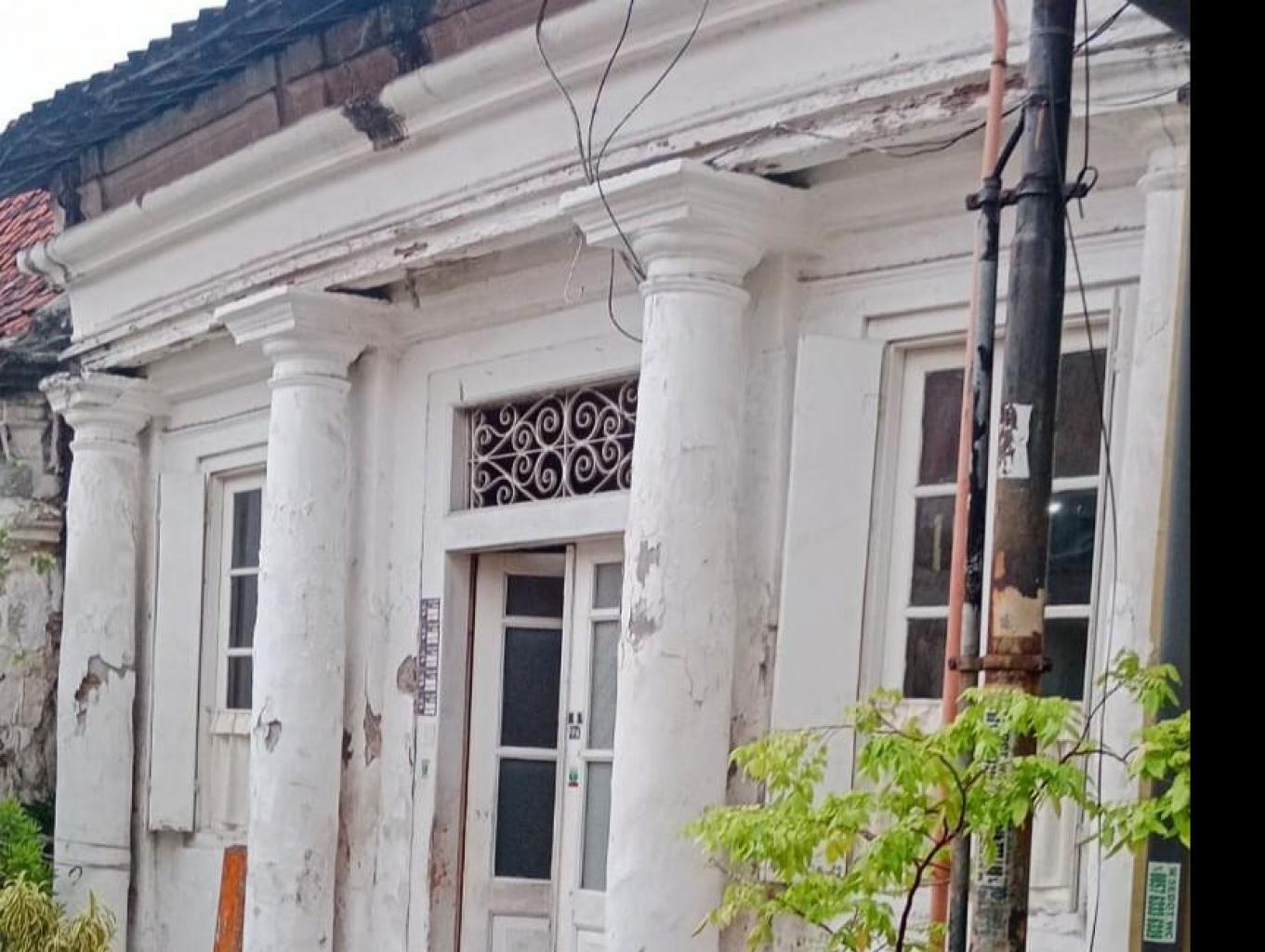 Rumah Kuno Arsitektur Belanda