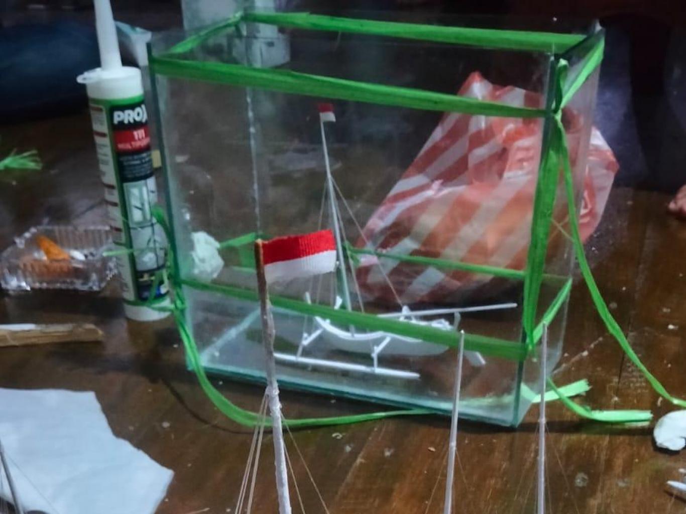 PERAHU SANDEQ MINI