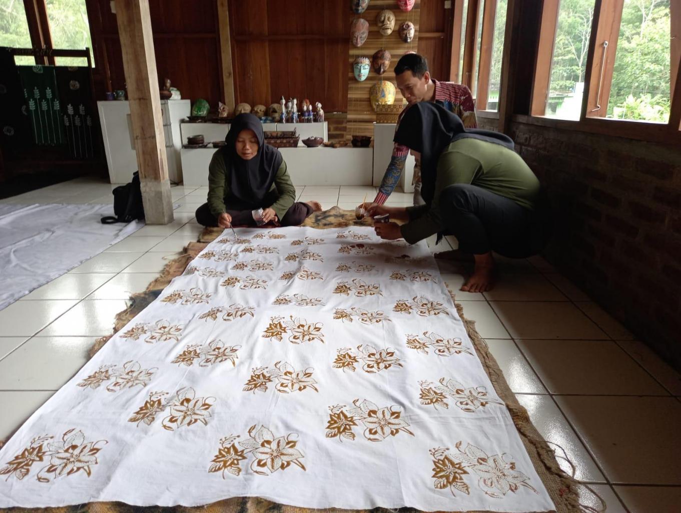 Wisata Edukasi Batik Kain