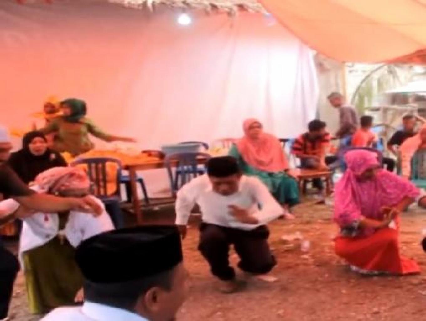 Tarian Sawat atau Mmara