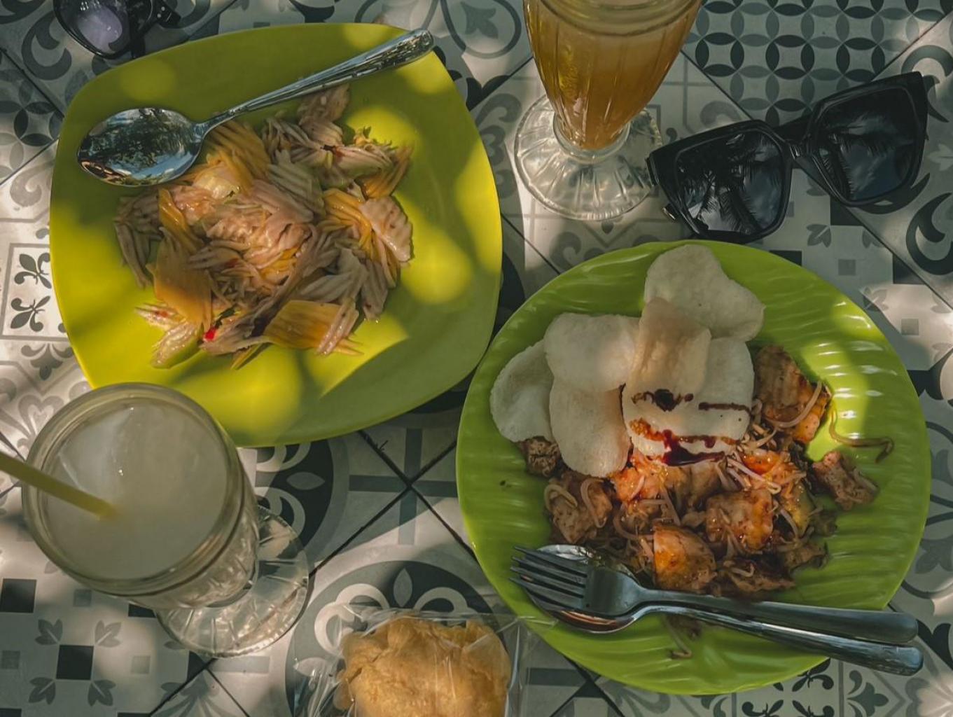 Rujak & Tipat Cantok