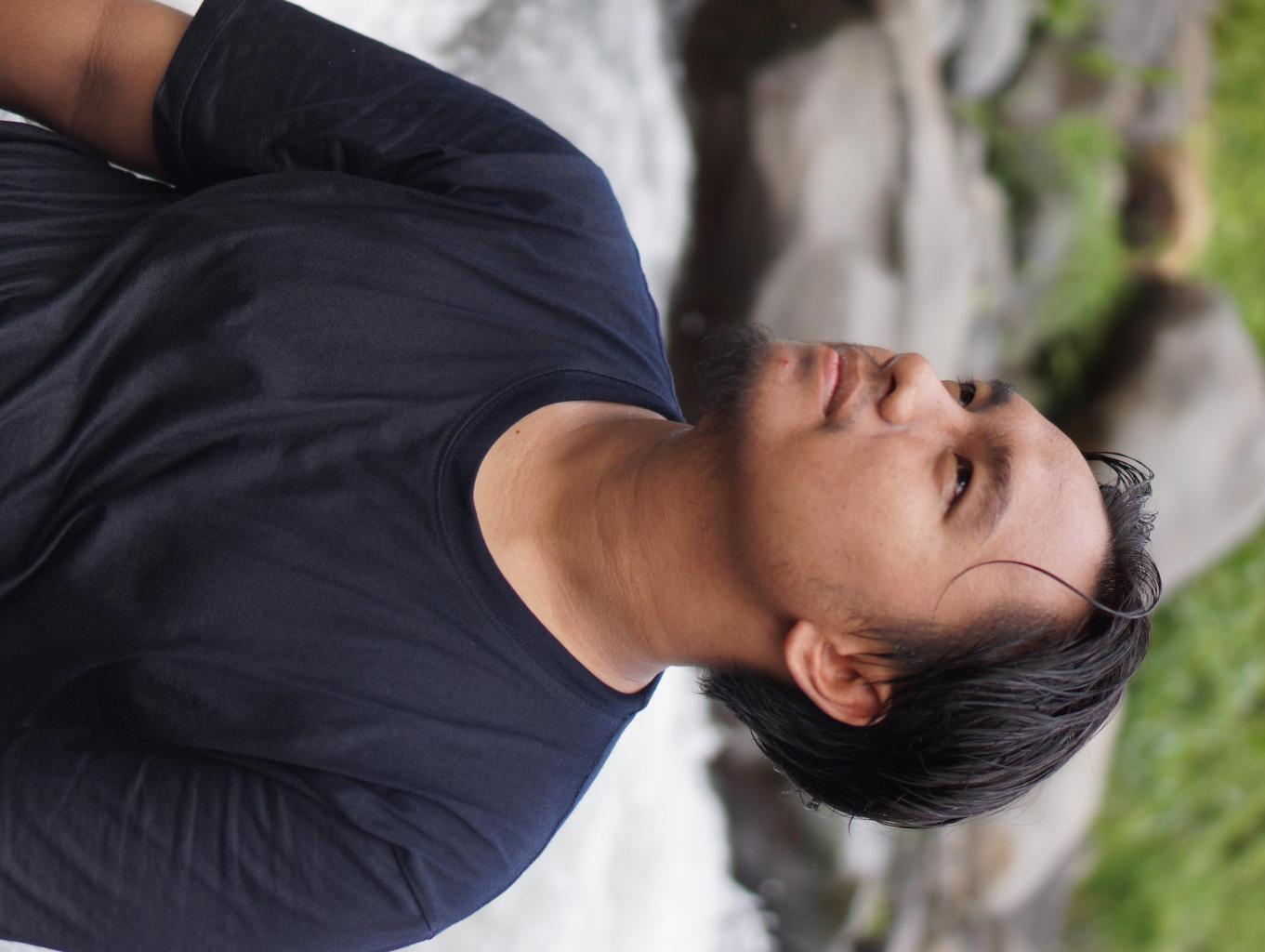 RIVER MOON BATU DOLI