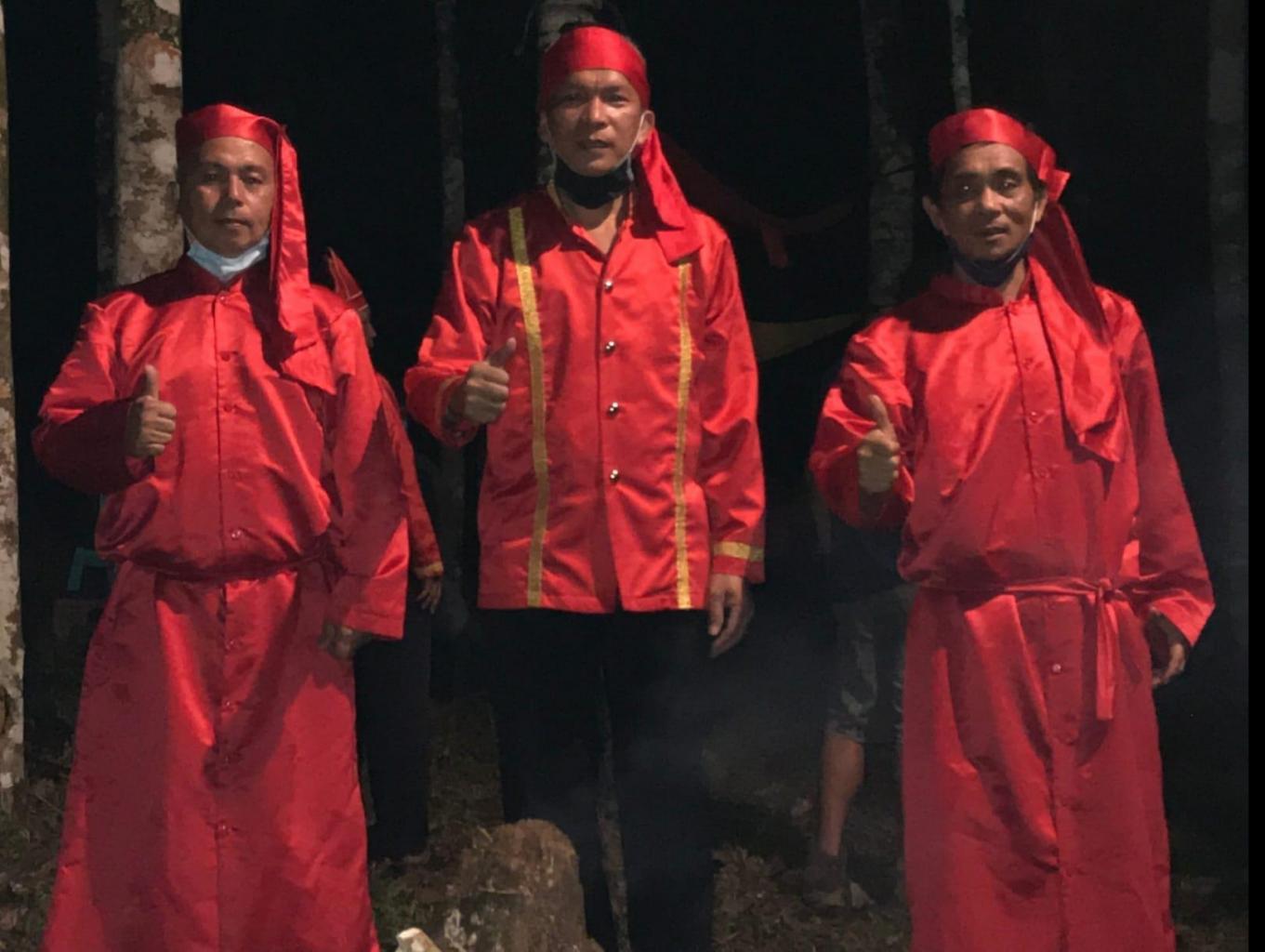 Baju Adat Minahasa
