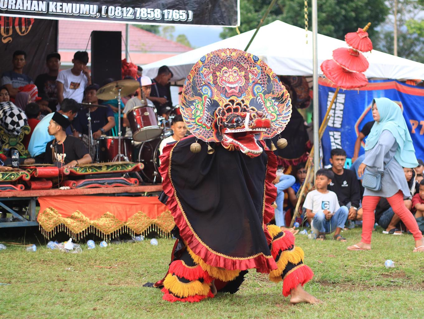 Kesenian Kuda Kepang