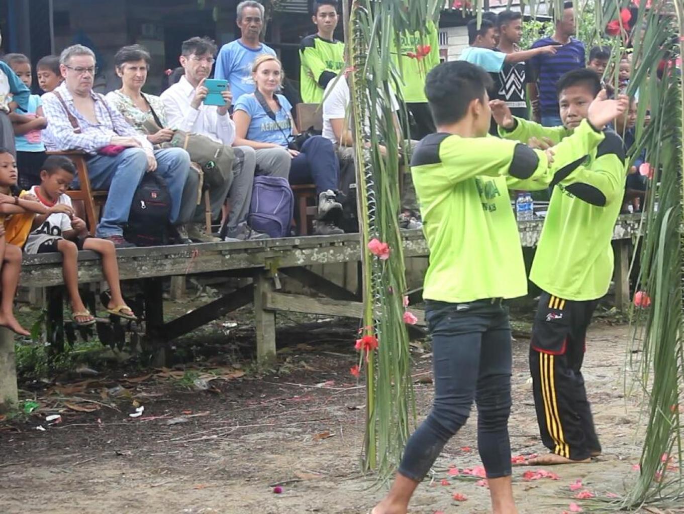 Lawang Sakepeng