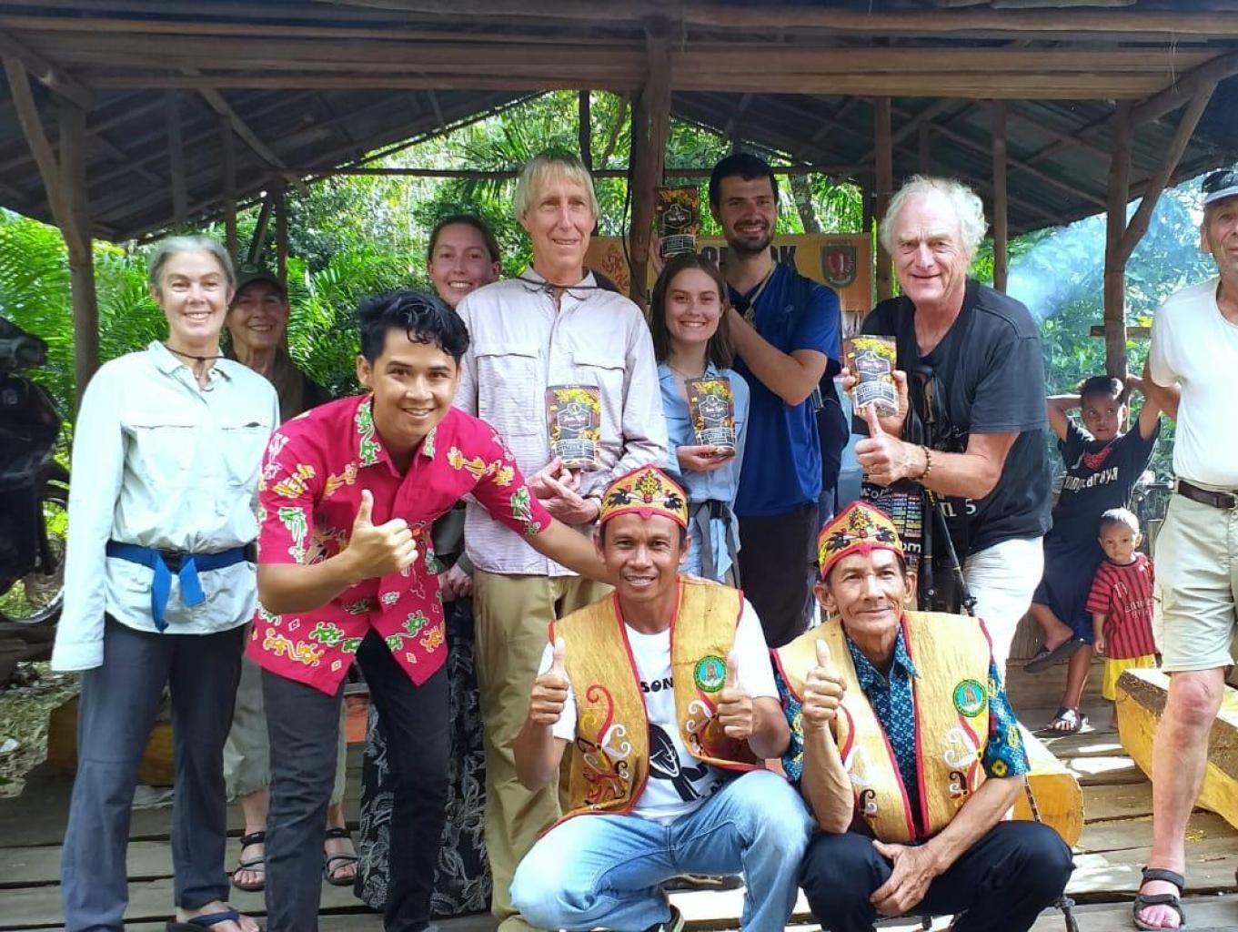 Pembuatan Kopi Tumbuk Indu Kuh