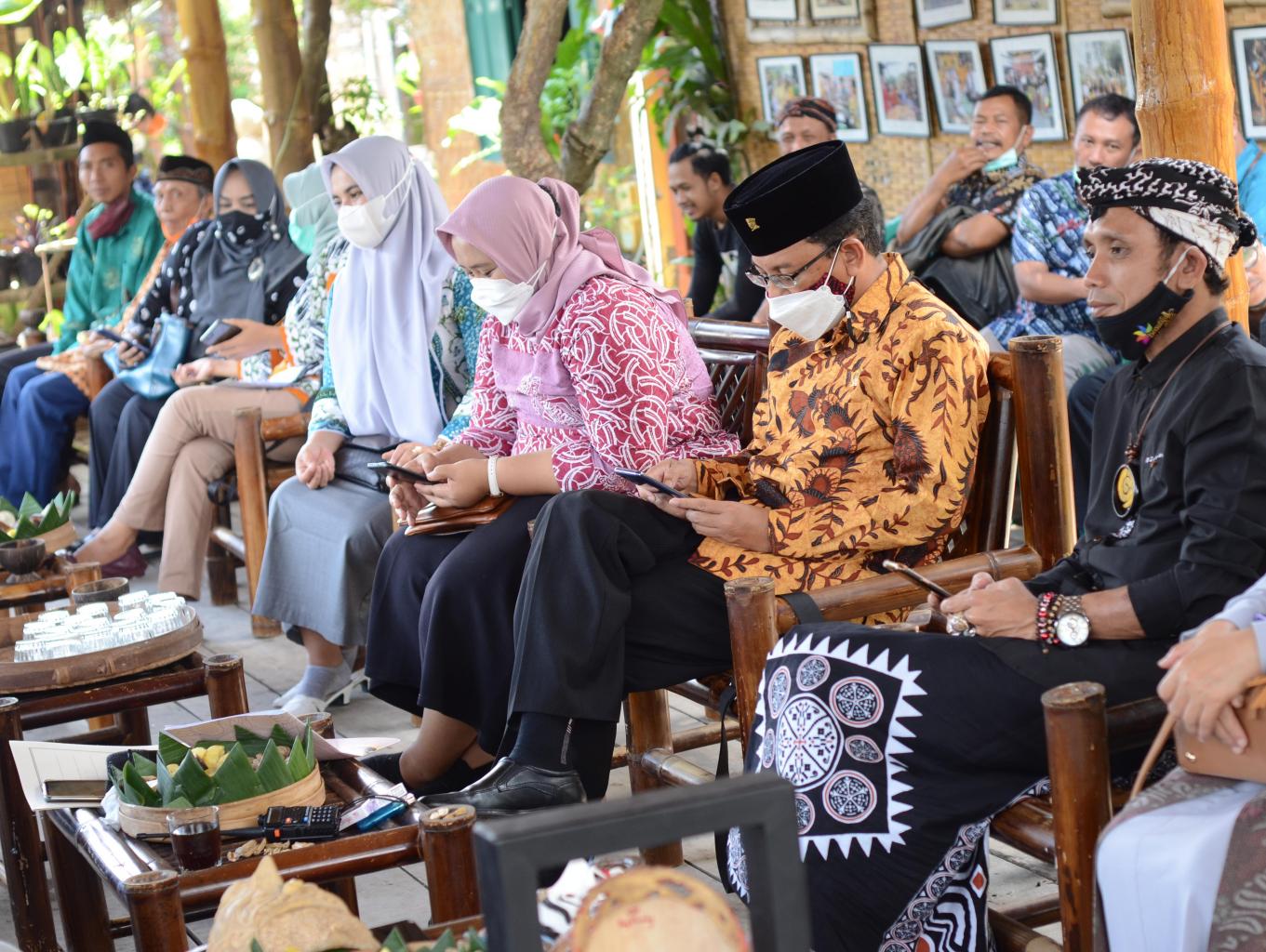Sarasehan dan Seminar Budaya