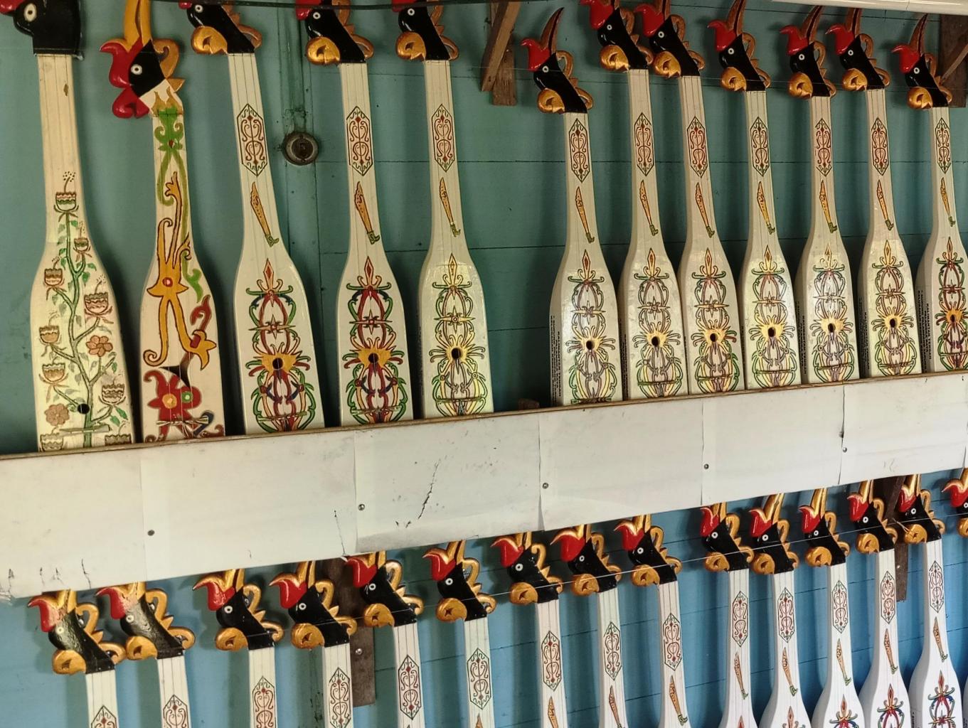 Kesenian dan Alat Musik Tradisional Dayak