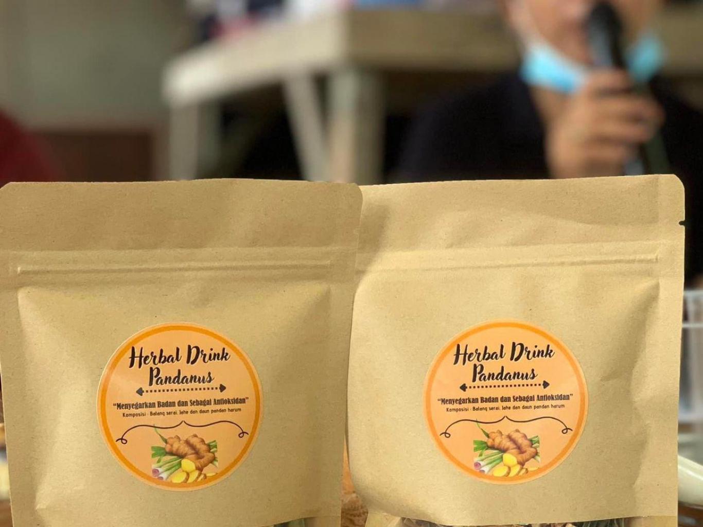 Teh Pandan Harum khas Desa Wisata Bakas