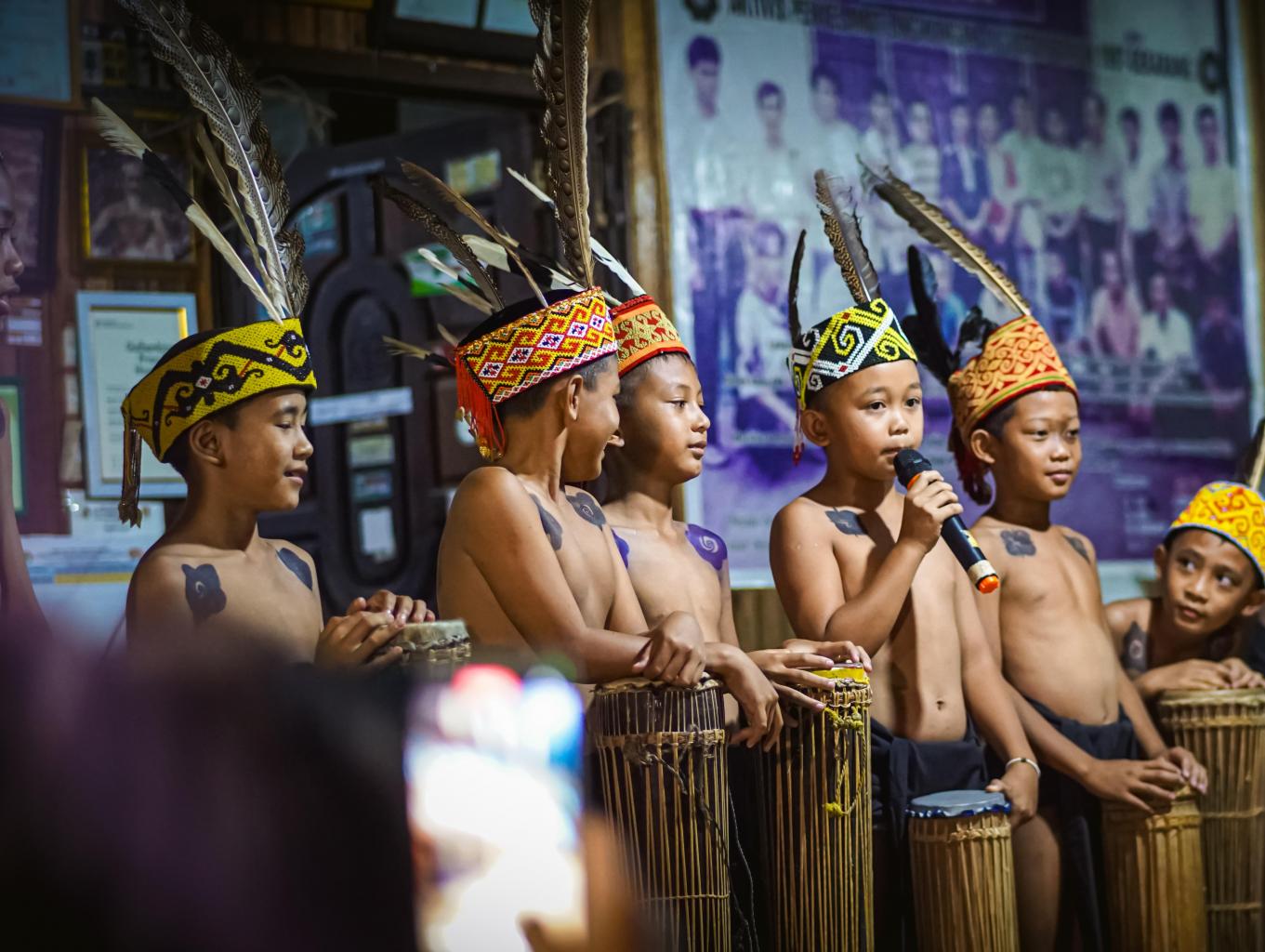 Penampilan Kesenian Musik dan Tarian Tradisional khas Dayak Iban
