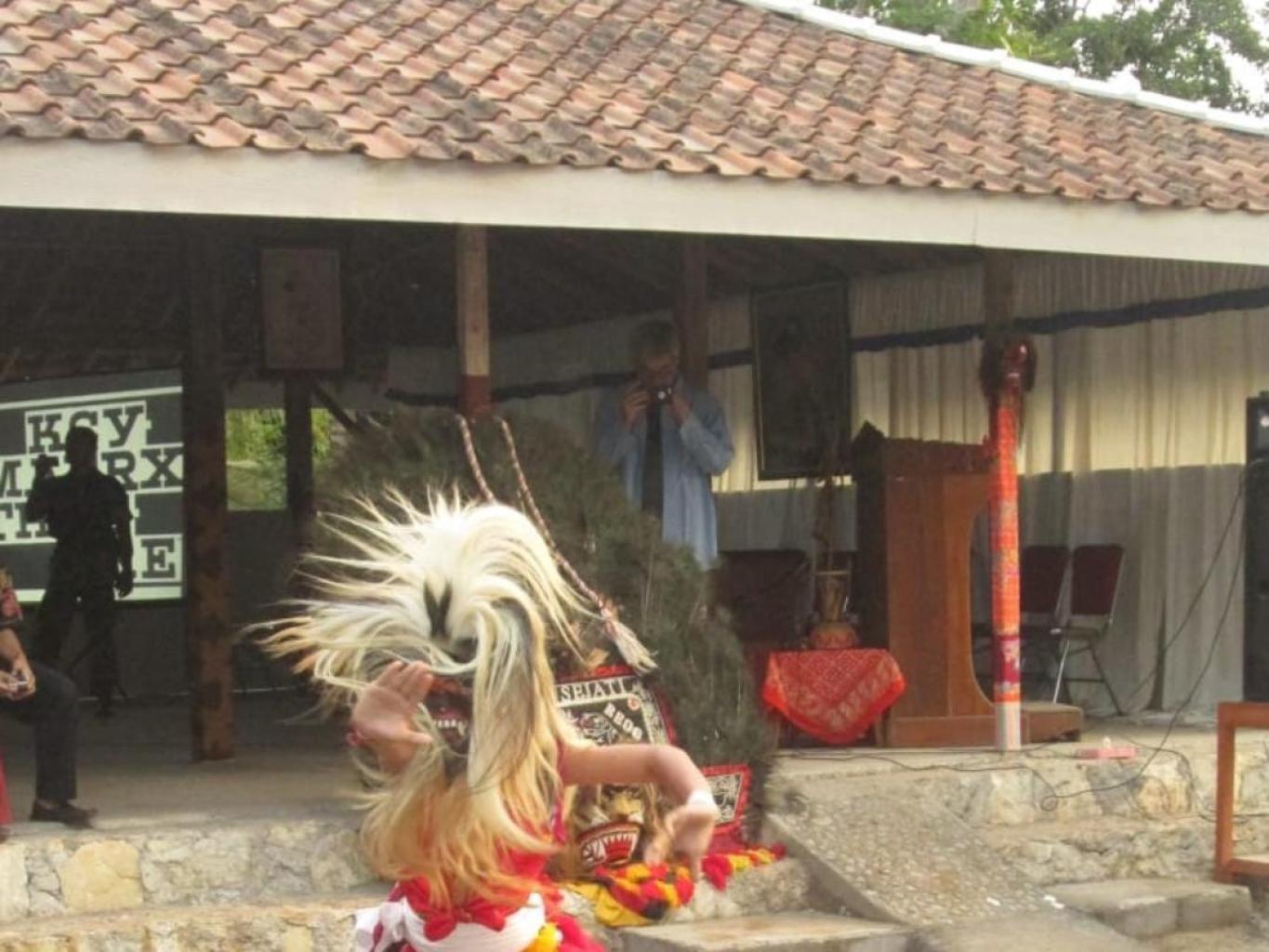Tarian Ganong Reog Singo Sejati