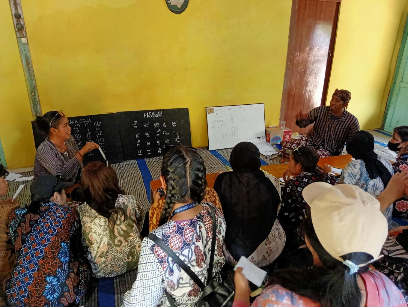 Edukasi Aksara Jawa Nglegeno
