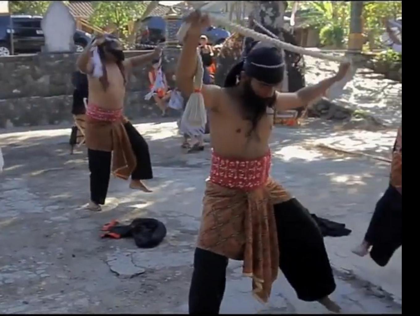 Tari Warok