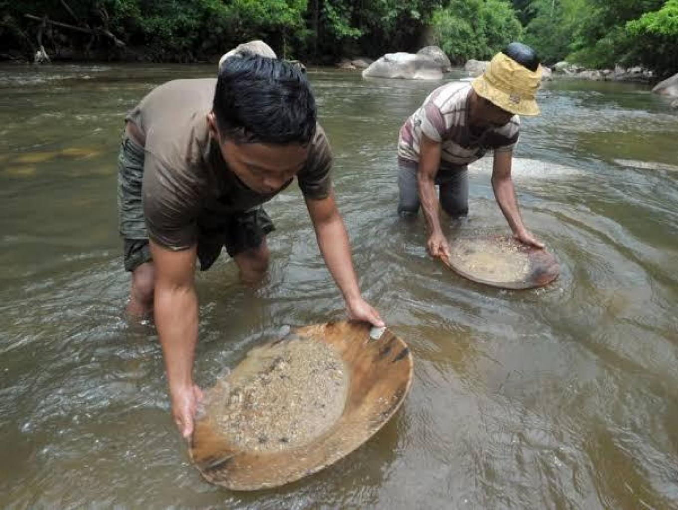 Wisata Dulang Emas