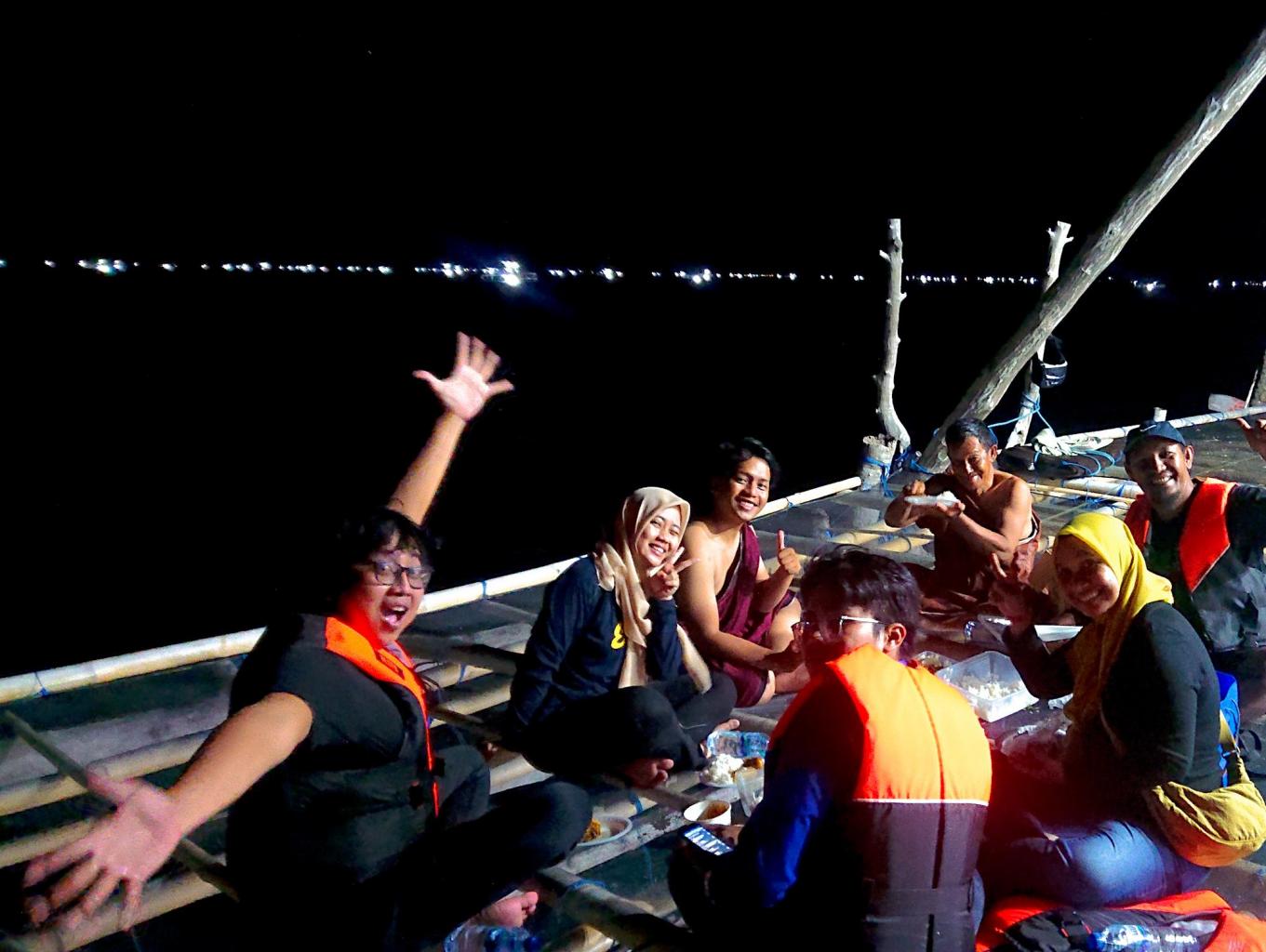 Sea Tour  & Bagang Adventures