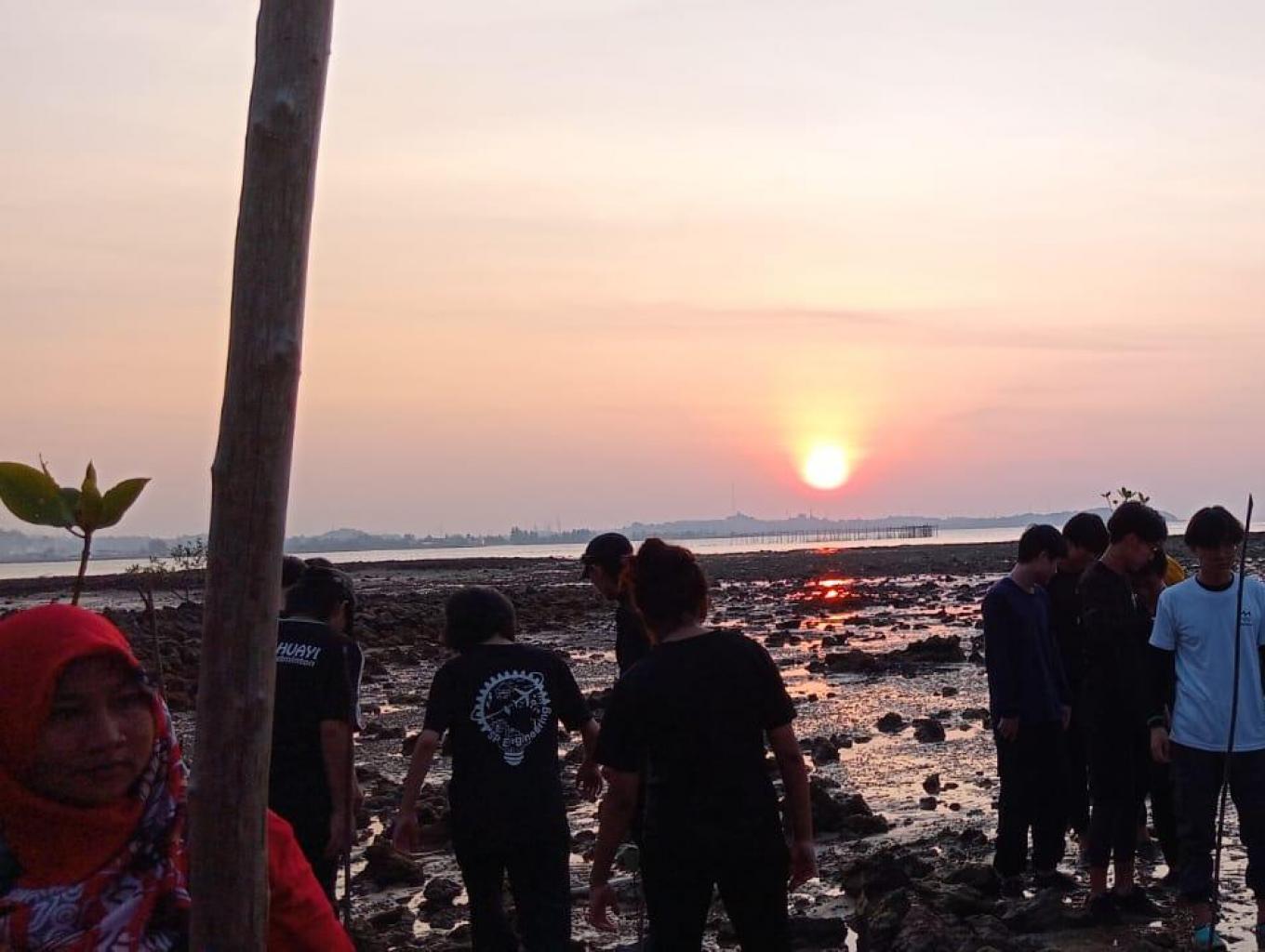 Edukasi Ekosistem Pesisir