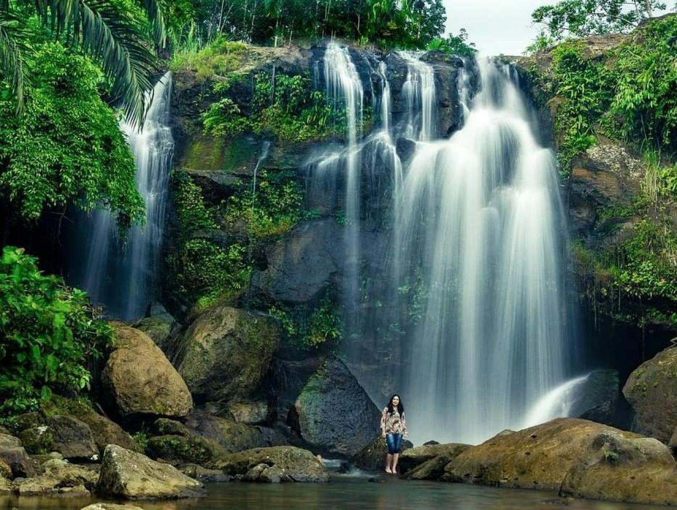 Wisata Air Terjun Cuup Pesuk