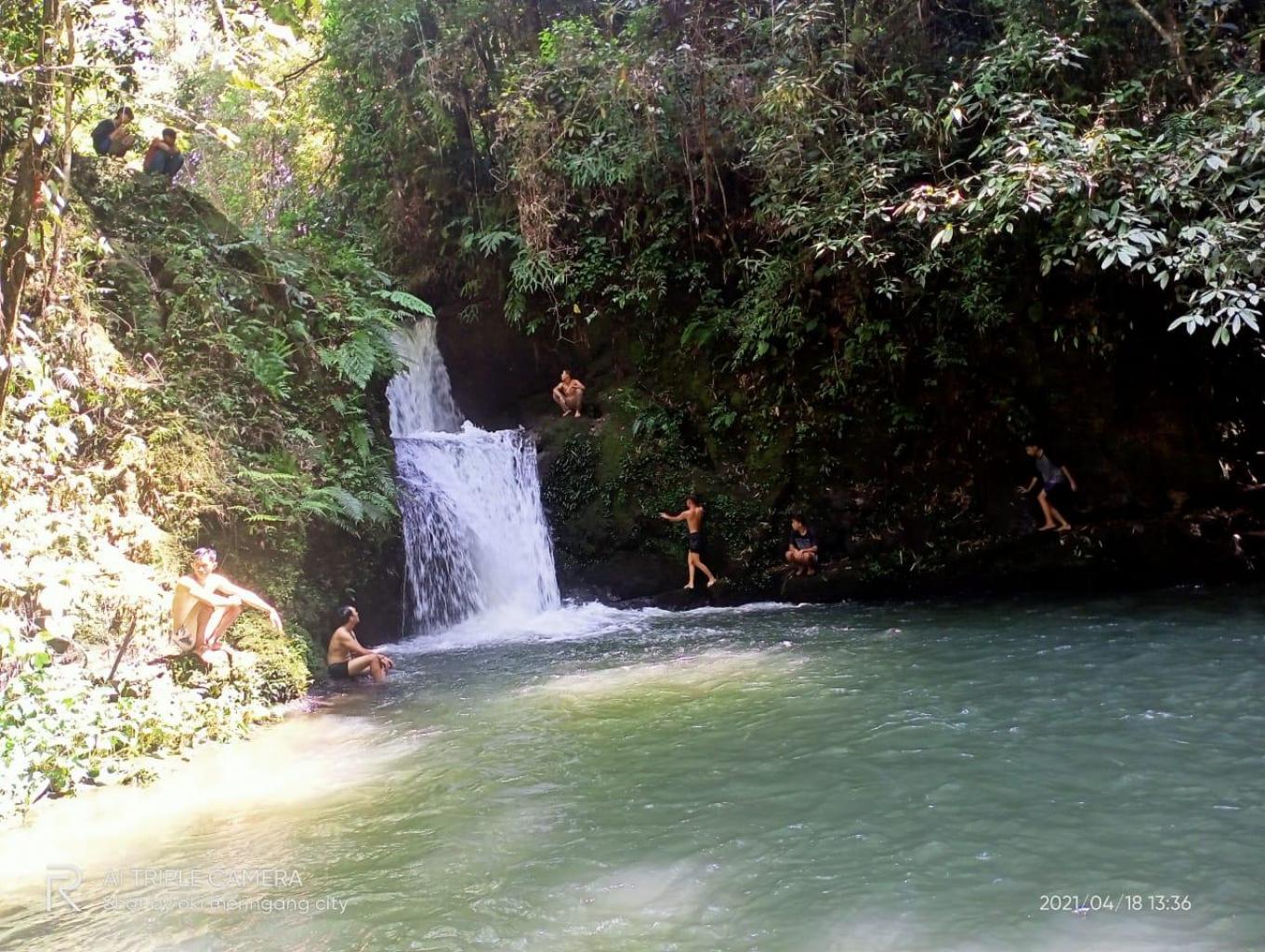 Objek Wisata Air Terjun Dua Tunggung