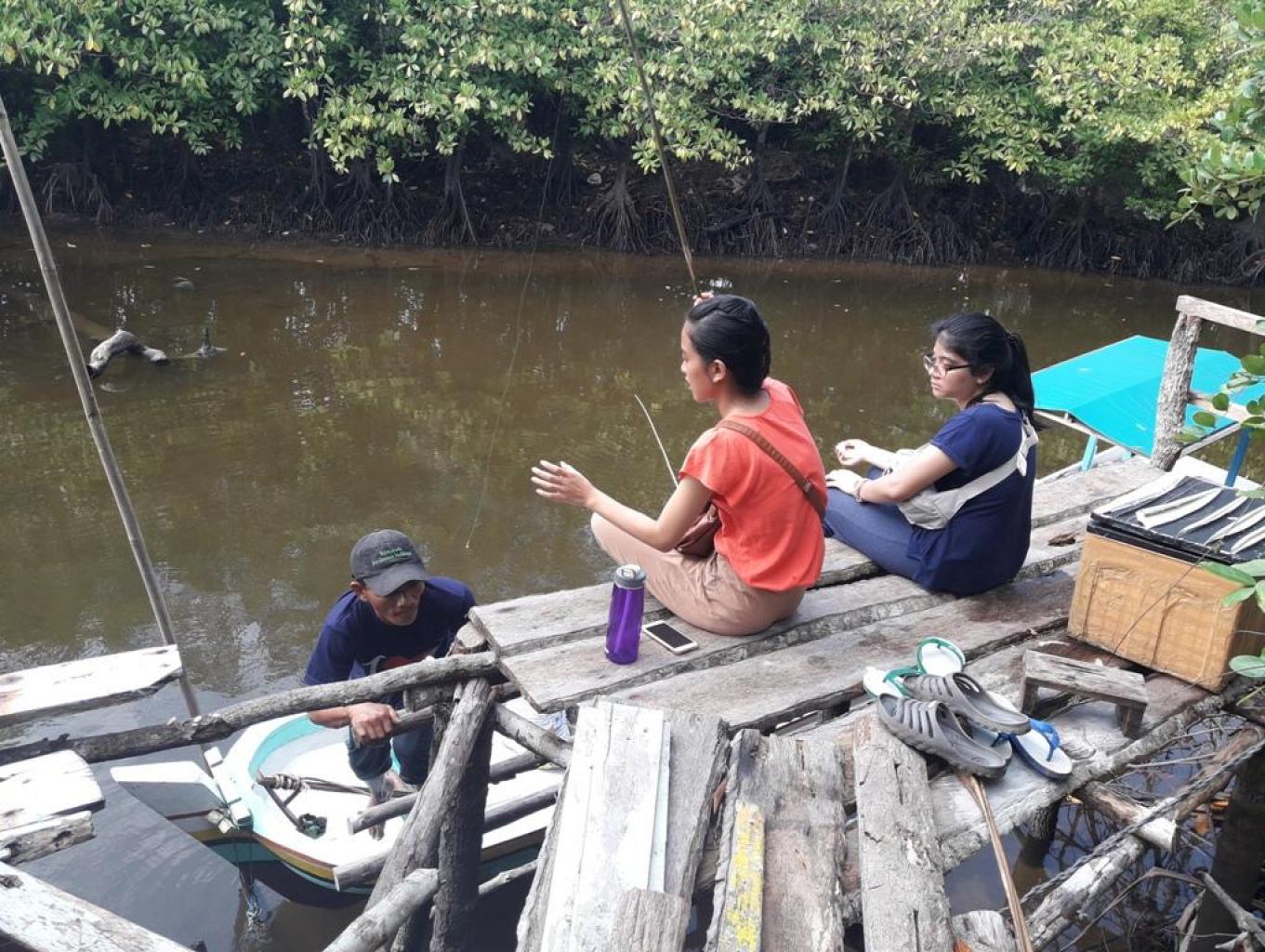 Aktifitas Mancing Ikan Beluko Di Mangrove