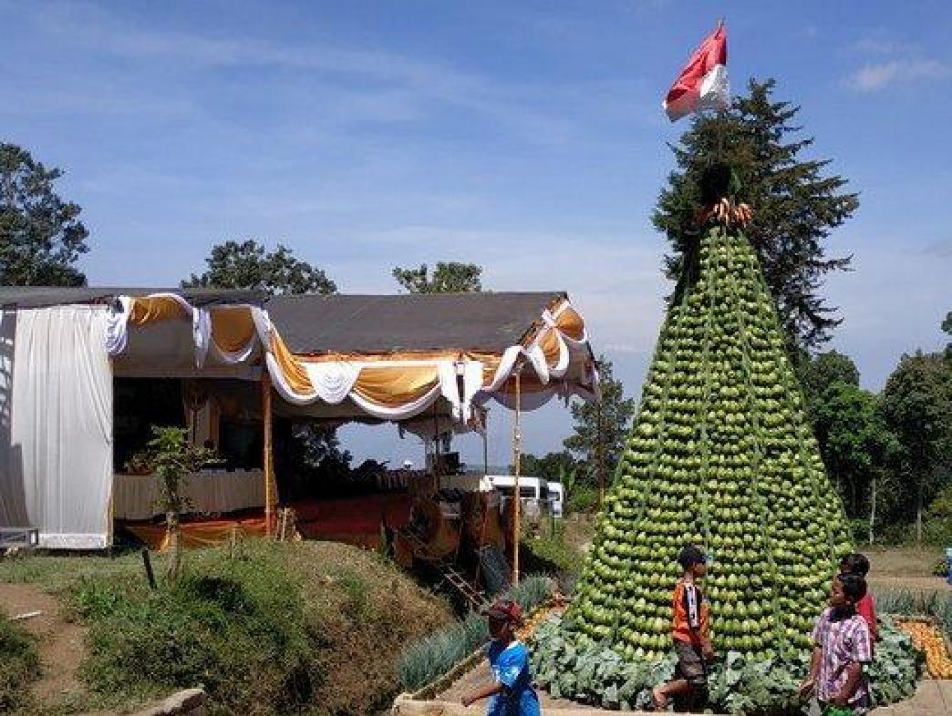 Even Parade 1000 Tumpeng 