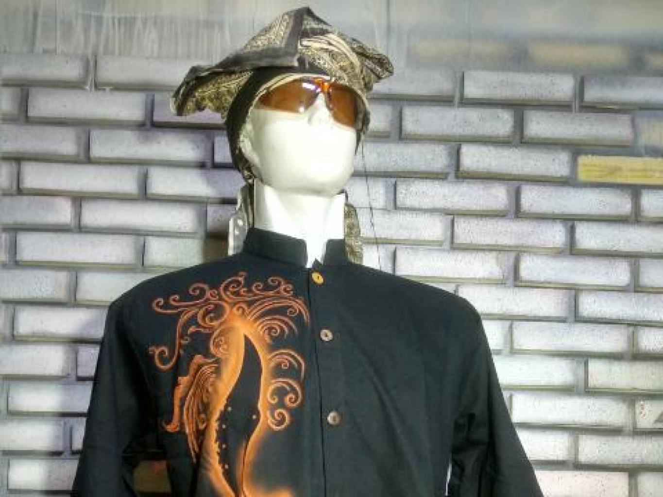 Pakaian Adat Sunda ( Pangsi Lukis )