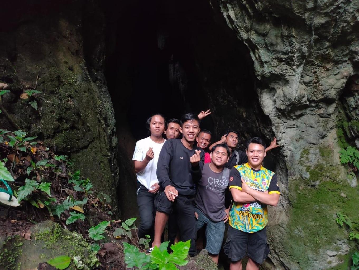 Jelajah Goa Mandanau di Desa Wisata Nagata
