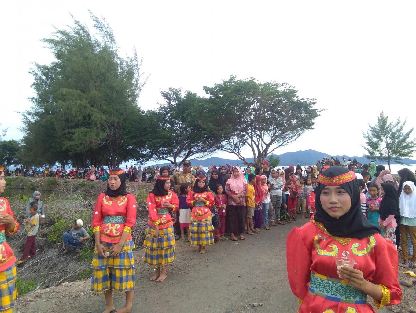 Tradisional Dance - Sanggar Seni Ullelenggapu