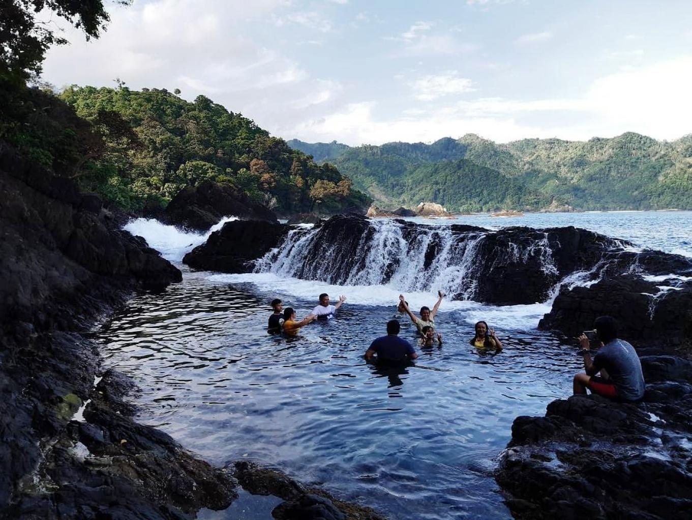 Wisata Laguna Gayau
