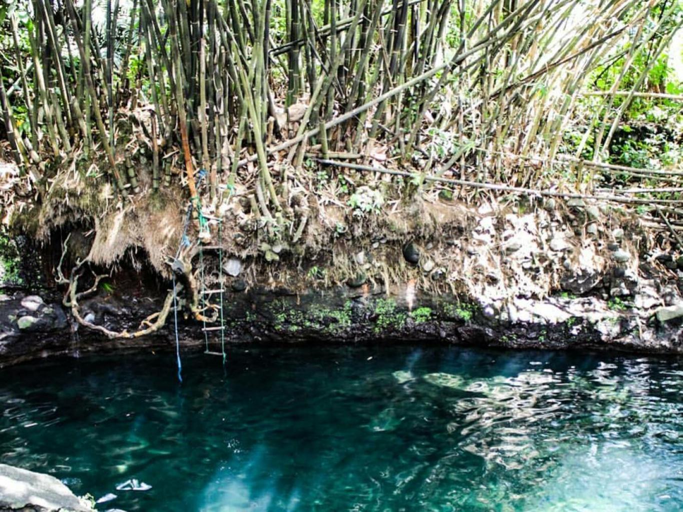 Pemandian Blue Lagoon Tirta Budi