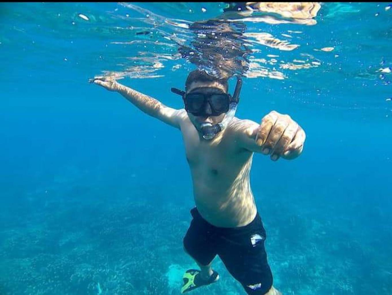 Diving (menyelam) Dan Snorkeling