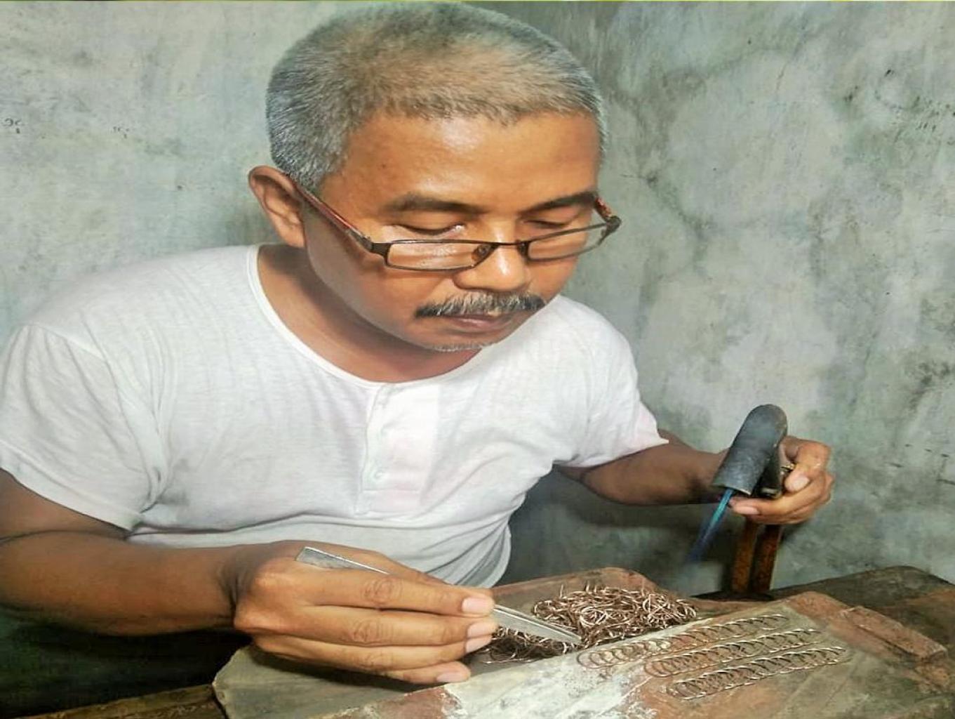 Kerajinan Emas Dan Perak