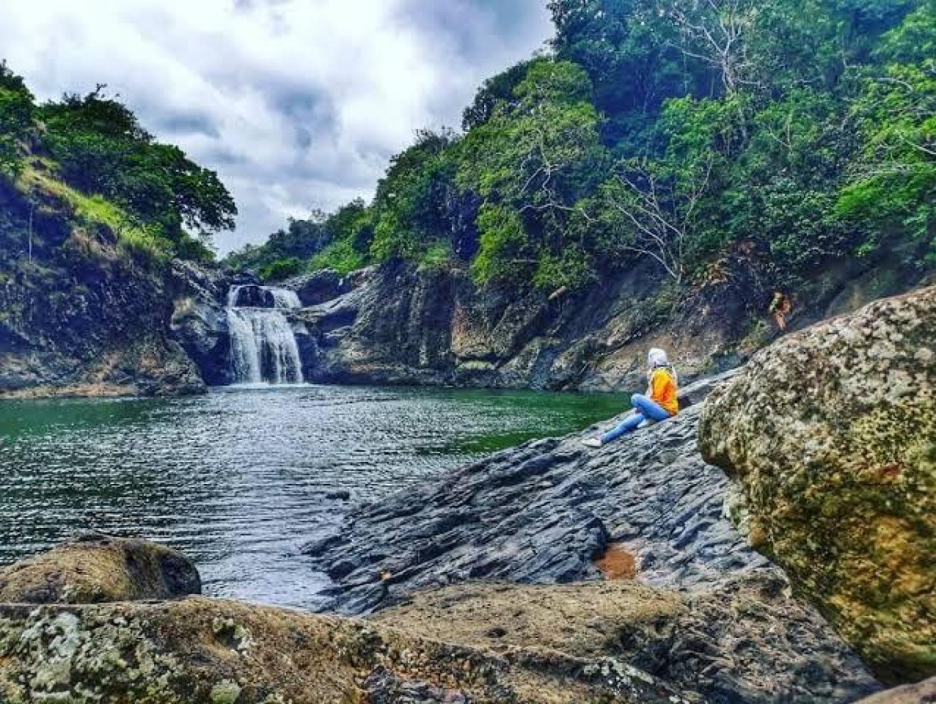 Air Terjun Tuang Loe