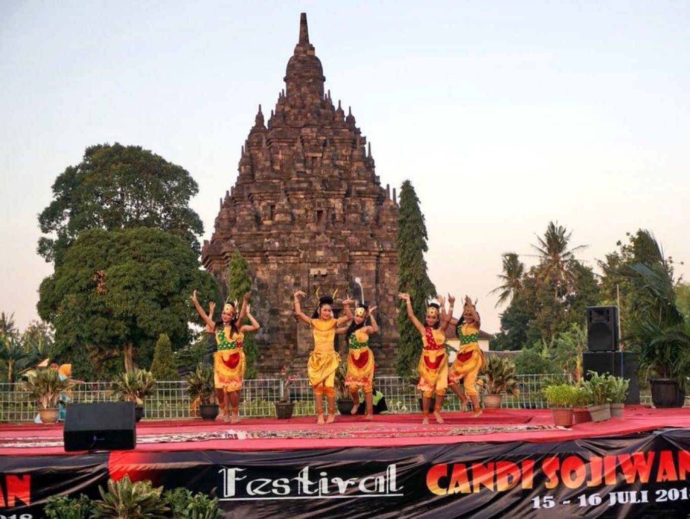 Festival Candi Sojiwan
