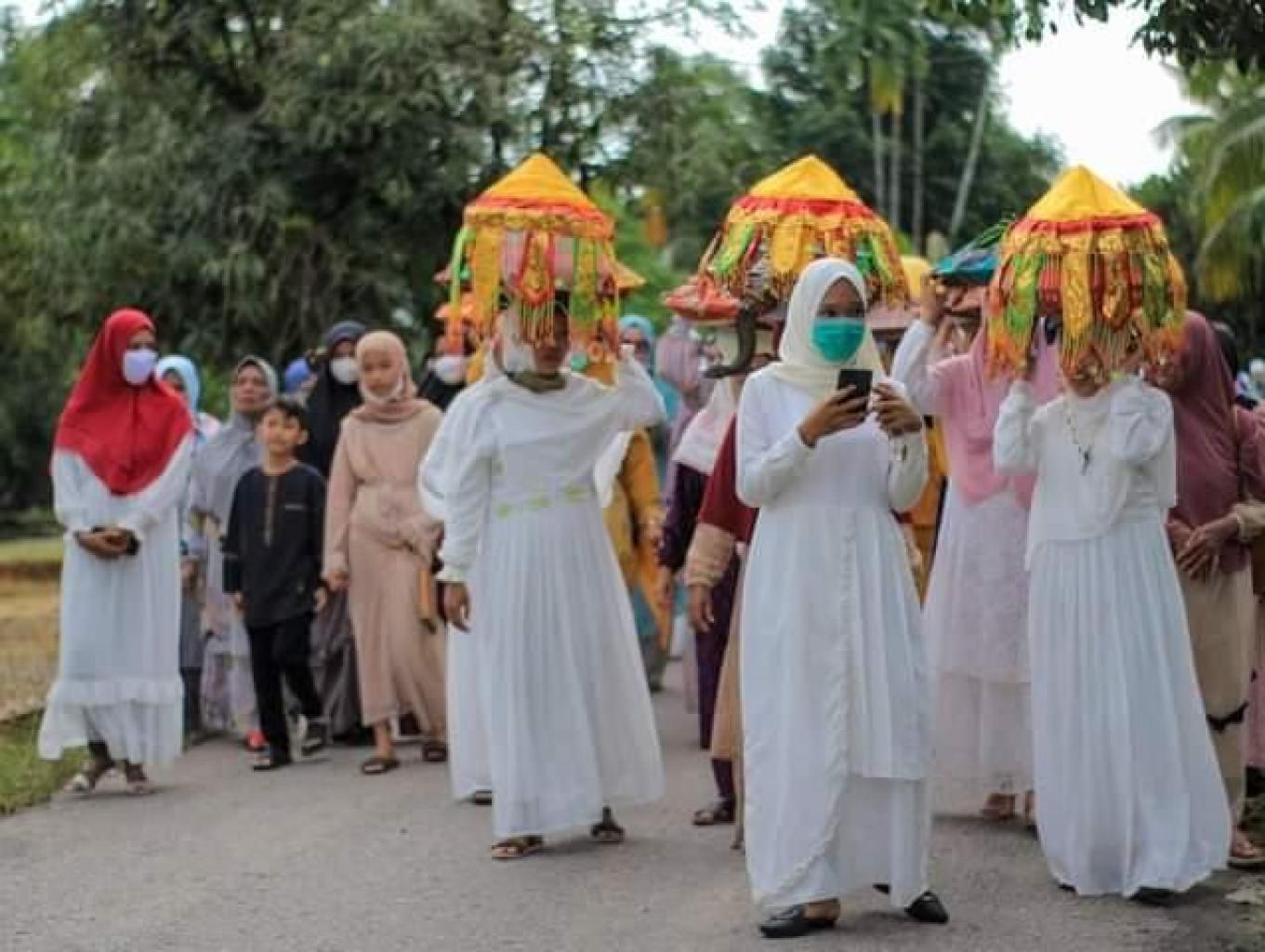 Khotib Adat 4 Auku