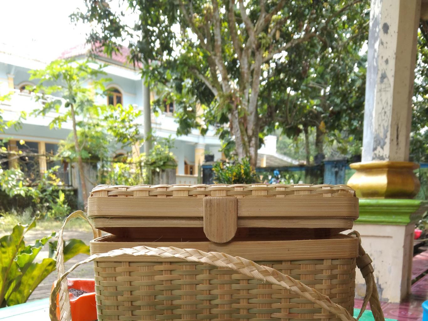 Tas Bambu
