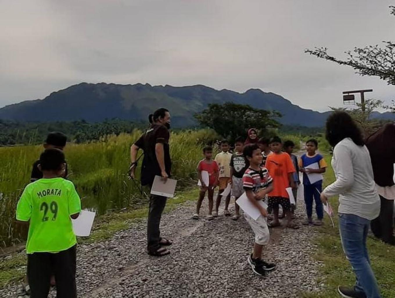 Nusa Dalam Sketsa