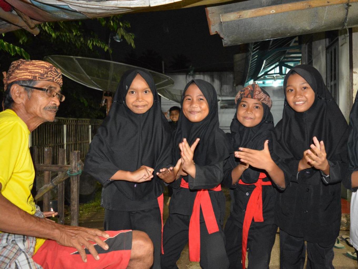 Pencak Silat â€œmustika Sariâ€