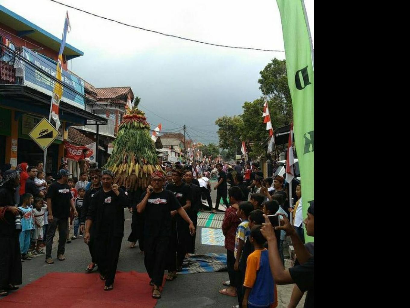 Hari Jadi Desa Maniskidul - Sedekah Bumi