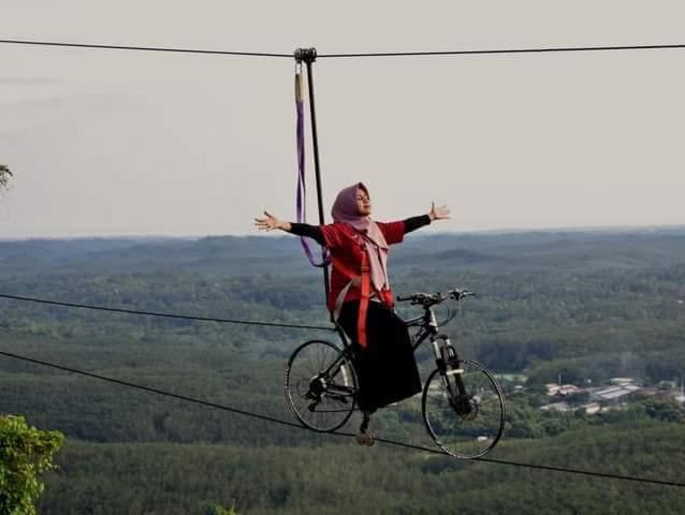 Sky Bike Bulupadido