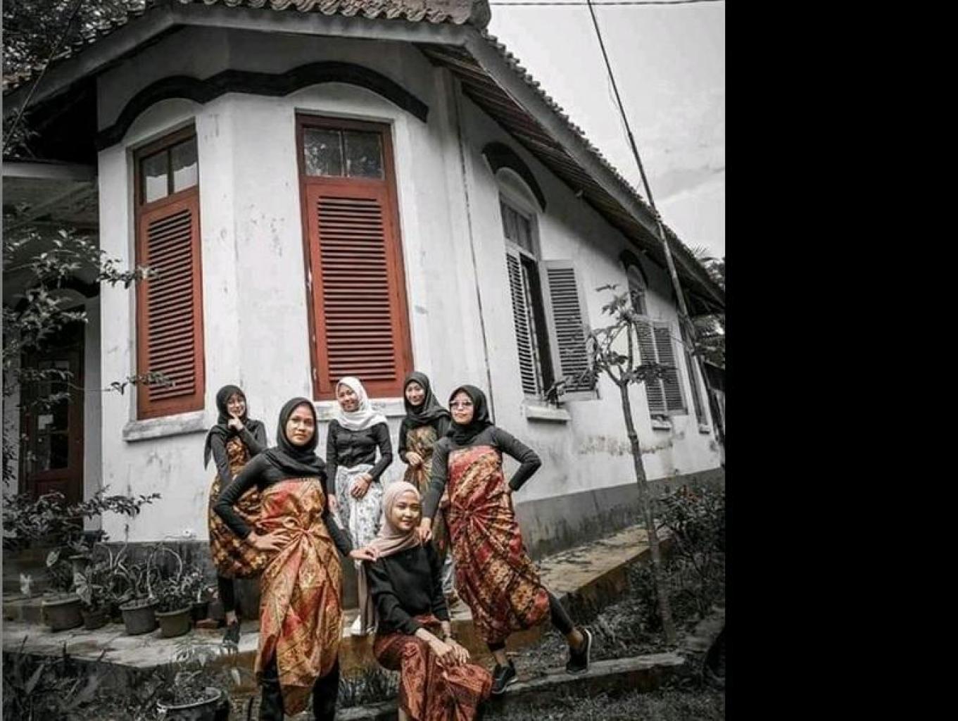 Rumah Klasik Peninggalan Zaman Kolonial (rumah Peninggalan Kuwu Bintang)