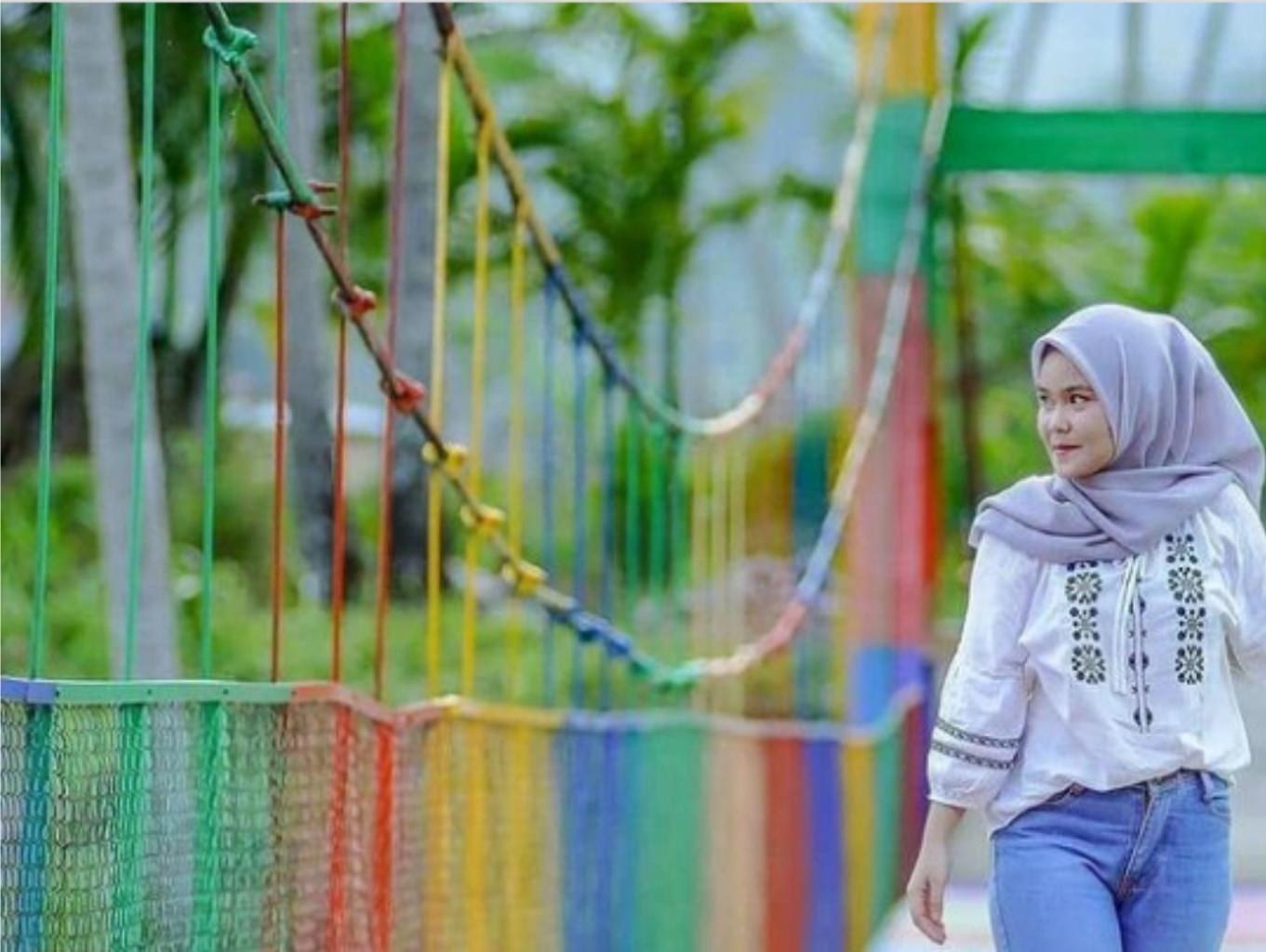 Jembatan Pelangi