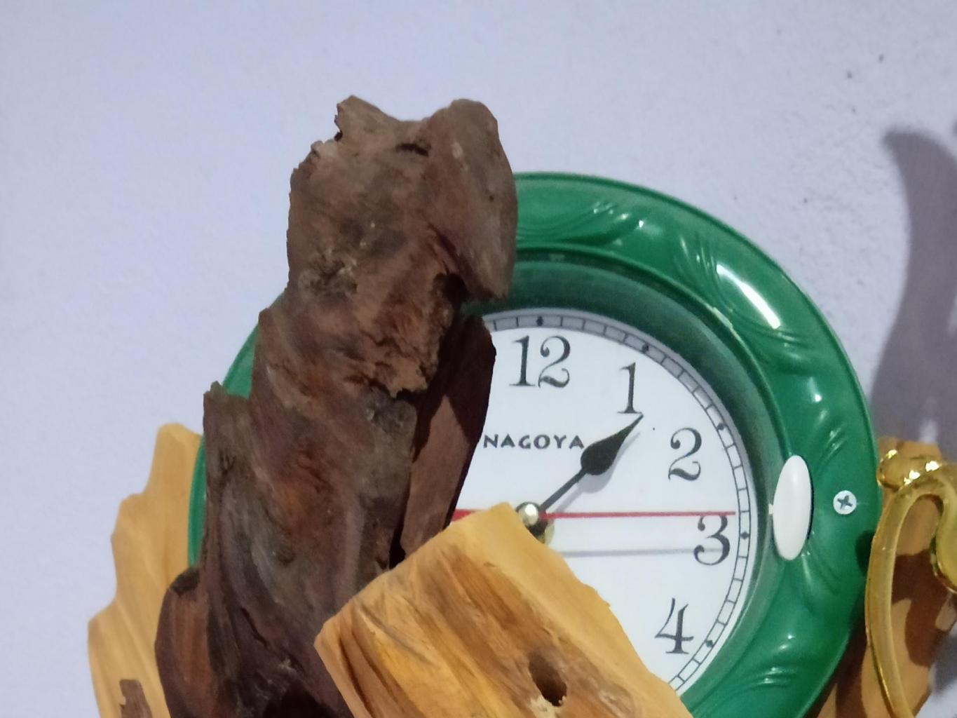 Kerajinan Kayu Gerungang. Tias Kayu
