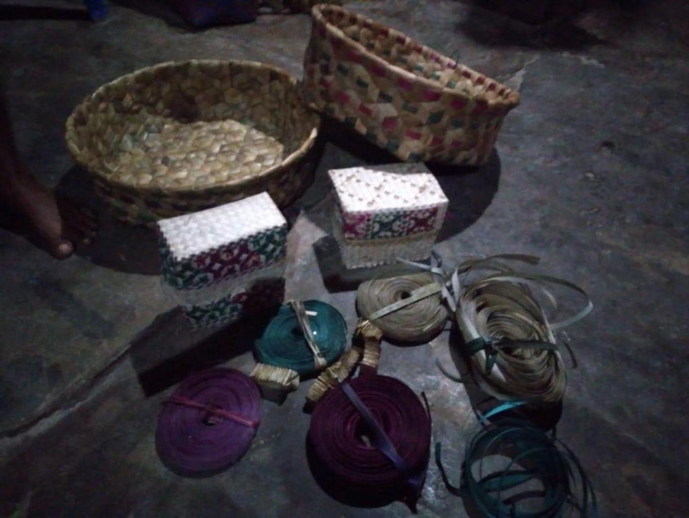 Kerajinan Tangan Kampung Sauwandarek
