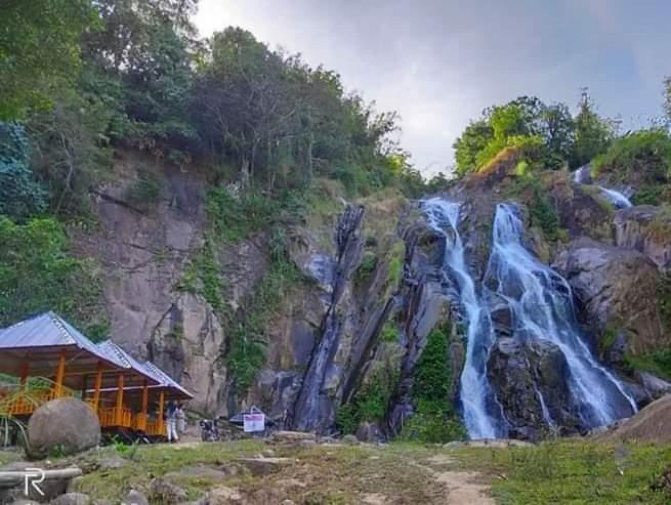 Air Terjun Laliako