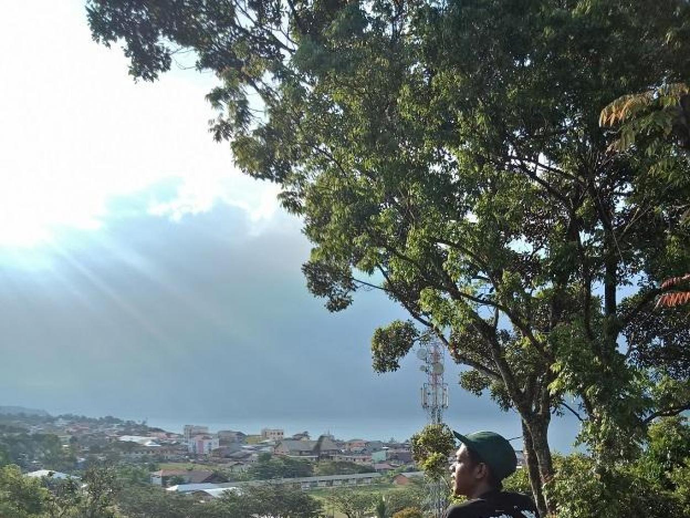 Bukit Segitiga